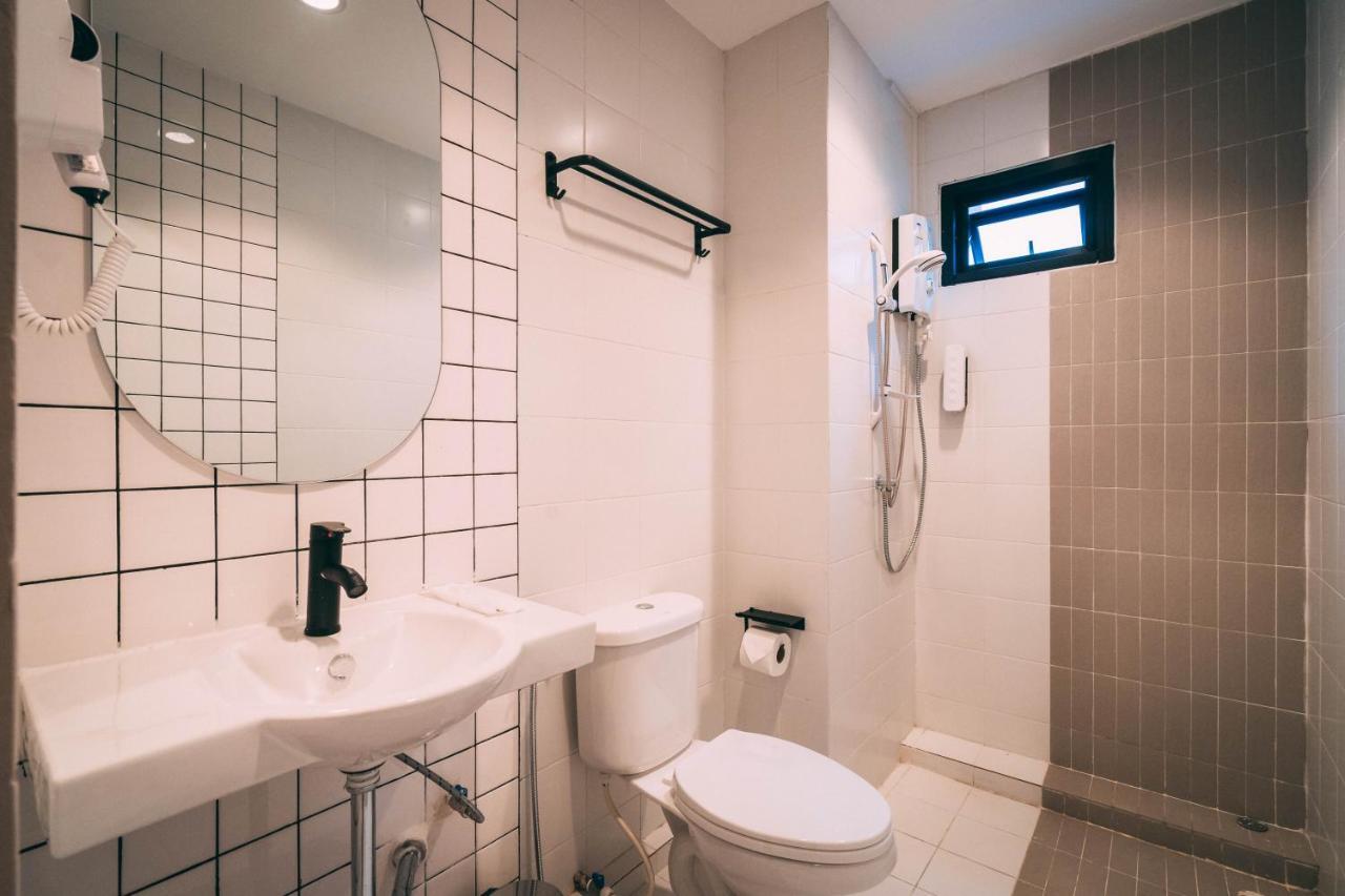 Saffron Hill Bangkok Hotel Ngoại thất bức ảnh